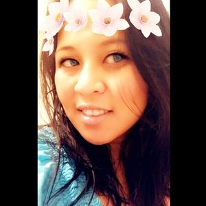 Meet your Posher, Regina